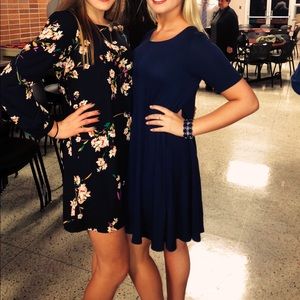 ✨Lulu’s Black Floral Dress✨